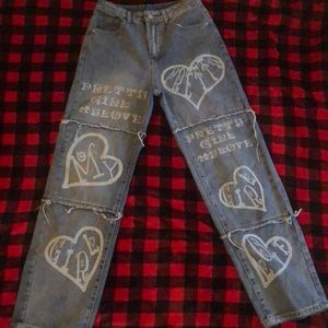 SHEIN pants with cute graffiti designs